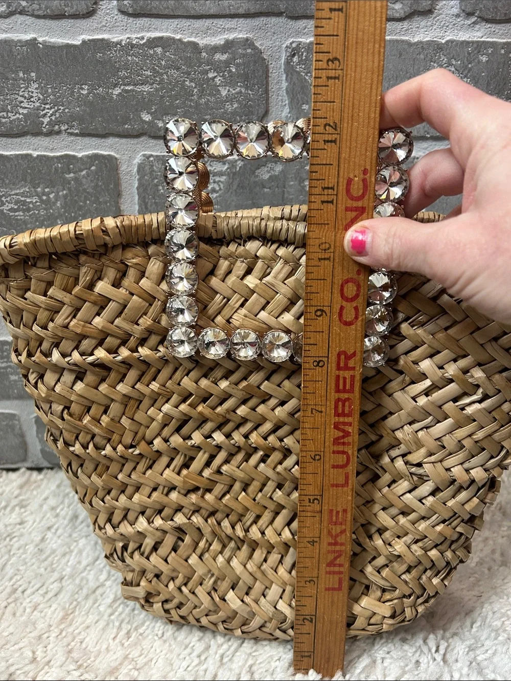 Urban Expressions Natural Straw Tote with Rhinestone Square Handle - Picture 5 of 8